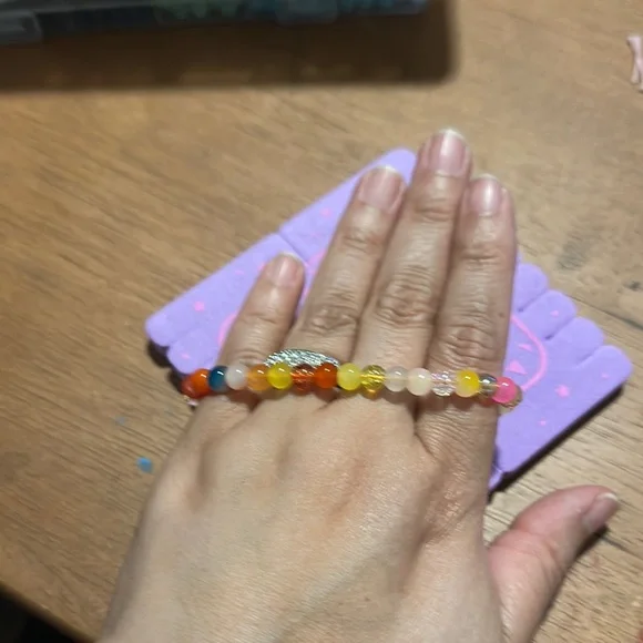 Colorful Crystal Beaded Bracelet - Picture 2 of 3